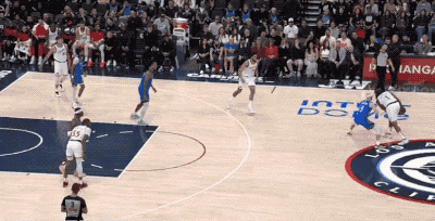 西部群魔乱舞,快船悄悄冲刺